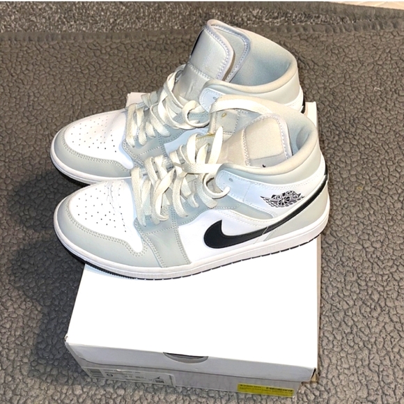 Like New Jordan 1 Mid/Women's/Size:9/ Gray&White - Picture 3 of 4